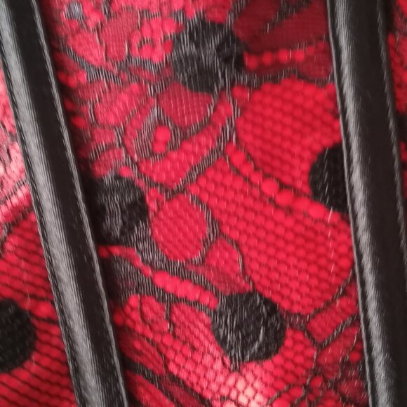 Corset 'Alivila.y' Red/Black Satin & Lace Size XXL - Picture 7 of 16